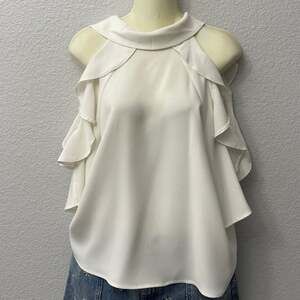 TOPSHOP Ruffle Cold Shoulder TOP BLOUSE Size UK 8 US 4 EURO 36 PEACH